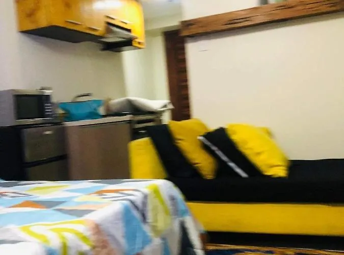 Edward's Bed 1 *